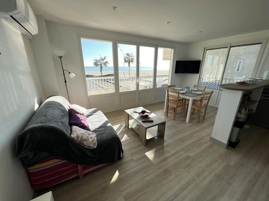 Le Carrousel - Apt Vue Mer - Plage A 10 M - Clim - Wifi Canet-en-Roussillon Exteriér fotografie