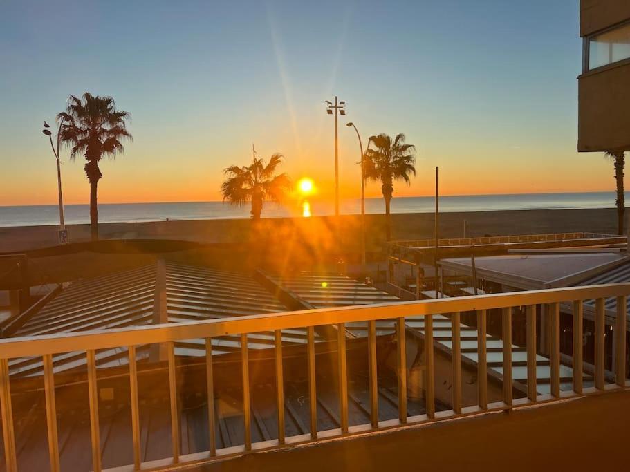 Le Carrousel - Apt Vue Mer - Plage A 10 M - Clim - Wifi Canet-en-Roussillon Exteriér fotografie